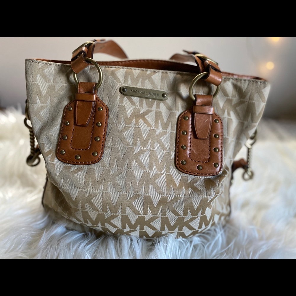 Michael Kors Logo Tote/handbag